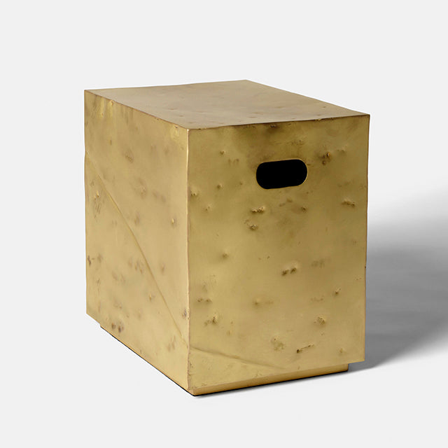 apple box [brass]